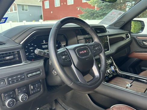 Used 2024 GMC Yukon XL Denali Ultimate AWD/4WD image 95