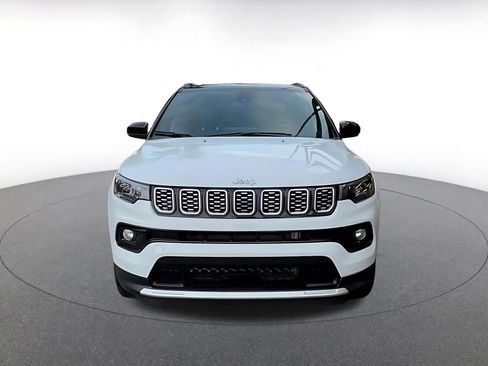 Used 2025 Jeep Compass Limited image 4