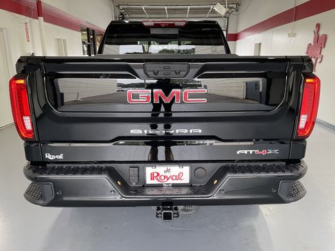 New 2026 GMC Sierra 1500 AT4X image 5