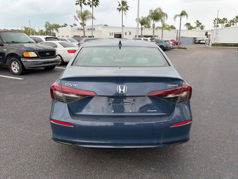 Certified 2025 Honda Civic Sport image 6