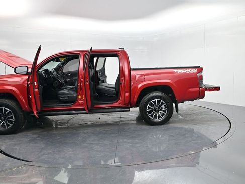 Used 2020 Toyota Tacoma TRD Sport image 72