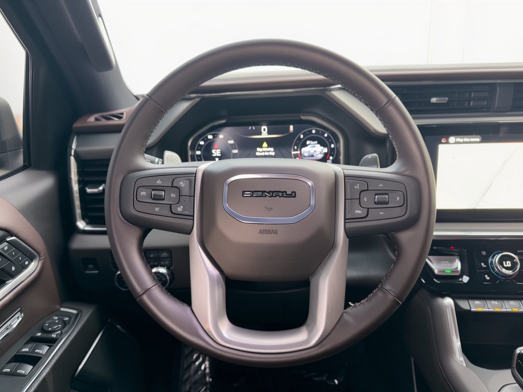 Used 2025 GMC Sierra 1500 Denali w/ Denali Carbonpro Edition AWD/4WD image 10