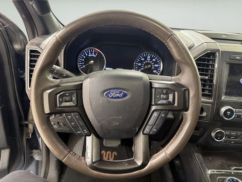 Used 2020 Ford Expedition Max King Ranch w/ Cargo Package RWD image 17