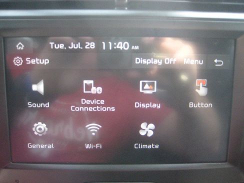 Used 2025 Kia Soul LX w/ LX Technology Package FWD image 21