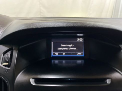 Used 2017 Ford Focus SE image 32