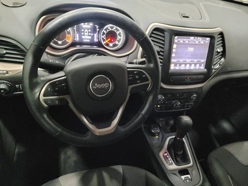 Used 2014 Jeep Cherokee Latitude w/ Comfort/Convenience Group AWD/4WD image 22