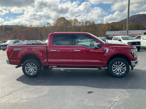 New 2025 Ford F150 Lariat w/ Equipment Group 501A Mid image 4