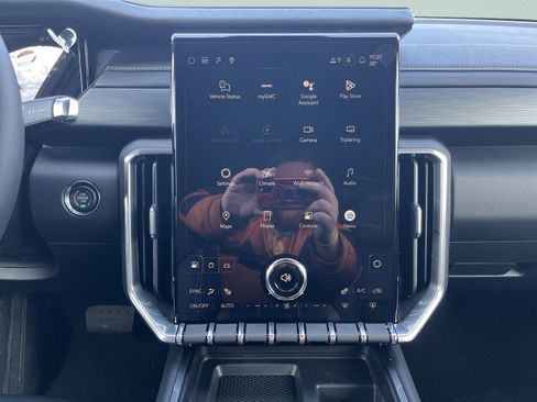 New 2026 GMC Acadia Elevation image 28