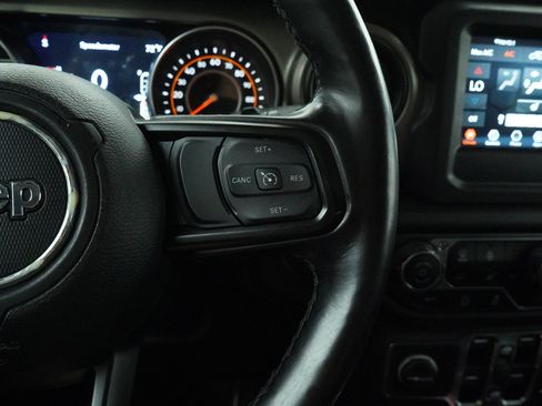 Used 2021 Jeep Wrangler Unlimited Sport image 25