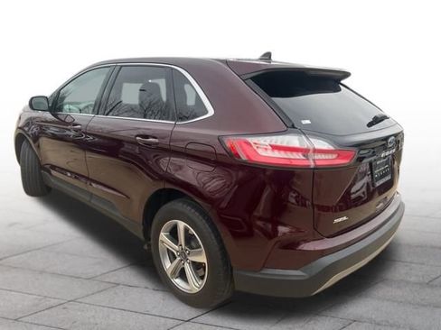 Used 2022 Ford Edge SEL w/ Convenience Package image 4