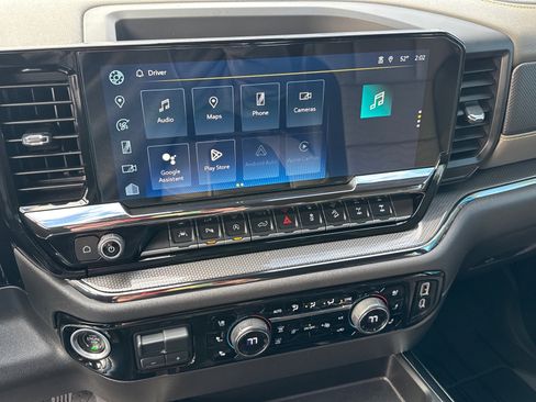 Used 2023 Chevrolet Silverado 1500 ZR2 w/ Technology Package image 15