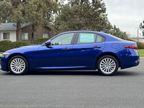 Used 2022 Alfa Romeo Giulia Sprint image 8