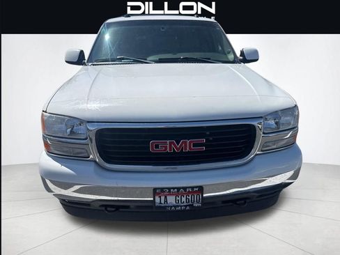 Used 2005 GMC Yukon XL SLT w/ SLT Preferred Equipment Group AWD/4WD image 4