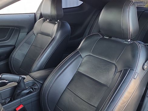 Used 2020 Ford Mustang GT Premium w/ Performance Package - Level 2 image 12