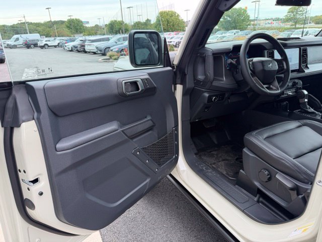 New 2026 Ford Bronco Big Bend w/ Black Diamond Package AWD/4WD image 10
