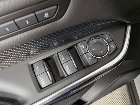 Certified 2023 Cadillac XT4 Sport image 17