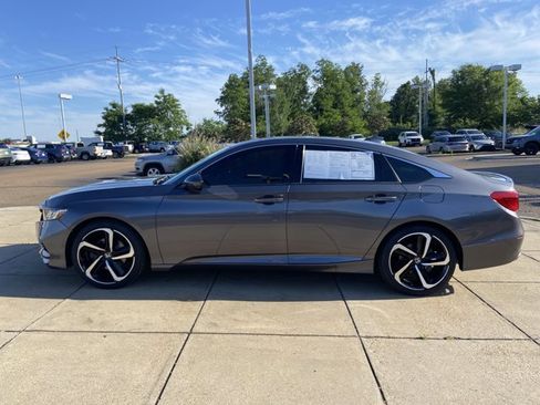 Used 2020 Honda Accord Sport image 6