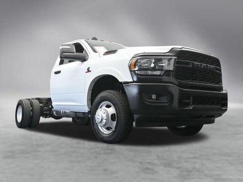 Used 2024 RAM 3500 Tradesman RWD image 56