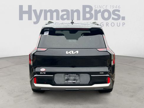 Certified 2024 Kia EV9 GT-Line AWD/4WD image 4
