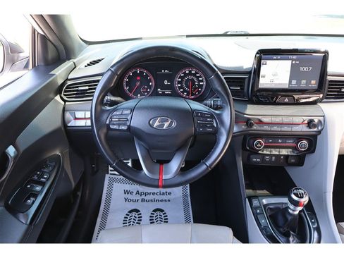 Used 2019 Hyundai Veloster Turbo Ultimate FWD image 19