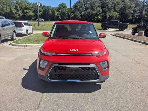 Used 2022 Kia Soul LX FWD image 8