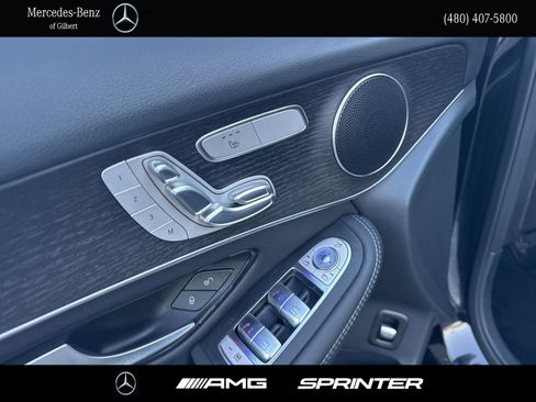 Used 2022 Mercedes-Benz GLC 300 4MATIC image 13