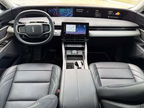 Certified 2024 Lincoln Nautilus Premier image 26