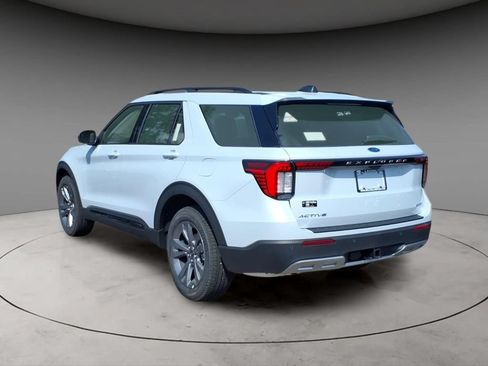 New 2026 Ford Explorer Active w/ Active Comfort Package AWD/4WD image 3