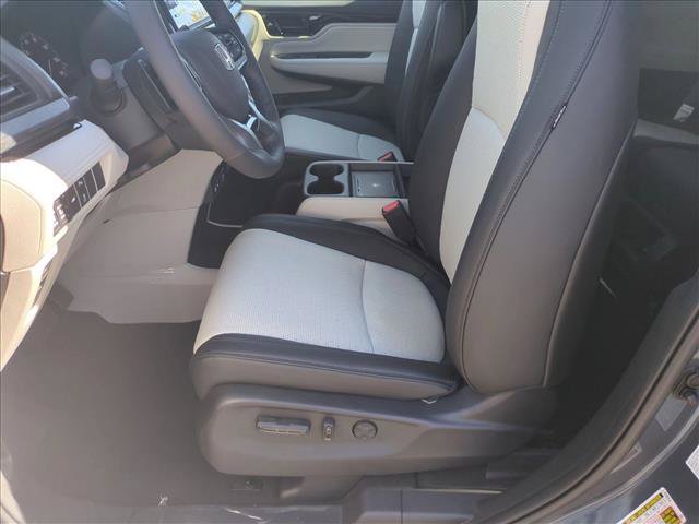 New 2027 Honda Odyssey Elite image 4