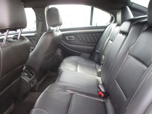 Used 2016 Ford Taurus SEL w/ Equipment Group 201A FWD image 32