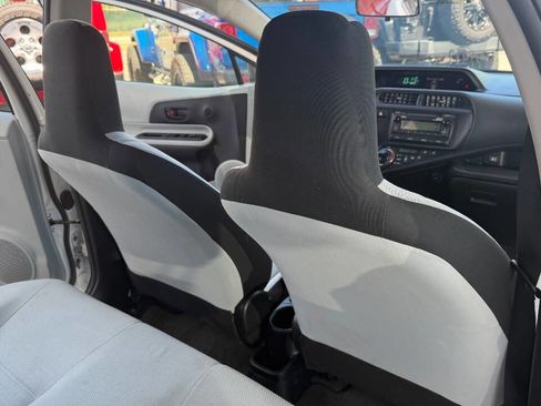 Used 2012 Toyota Prius C One FWD image 14