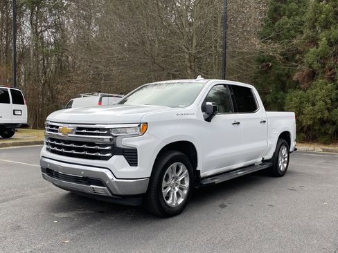 Used 2024 Chevrolet Silverado 1500 LTZ w/ Technology Package image 5