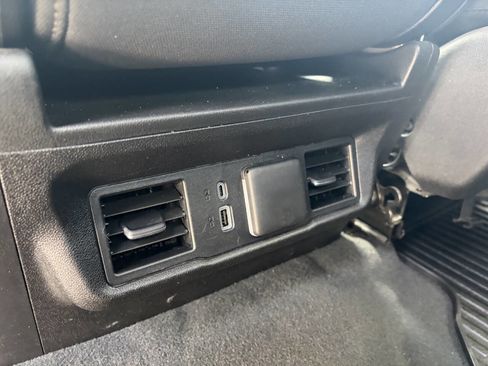 Used 2023 GMC Sierra 1500 SLE w/ X31 Off-Road Package image 23