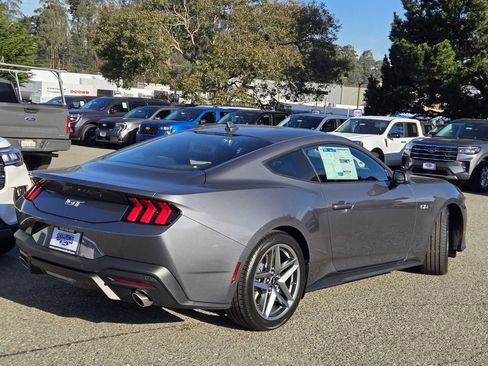New 2026 Ford Mustang GT RWD image 4