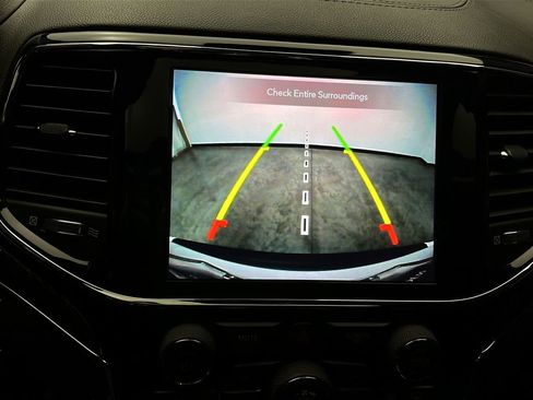Used 2020 Jeep Grand Cherokee SRT AWD/4WD image 29