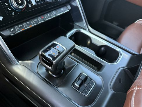 Used 2023 GMC Sierra 1500 Denali Ultimate image 11