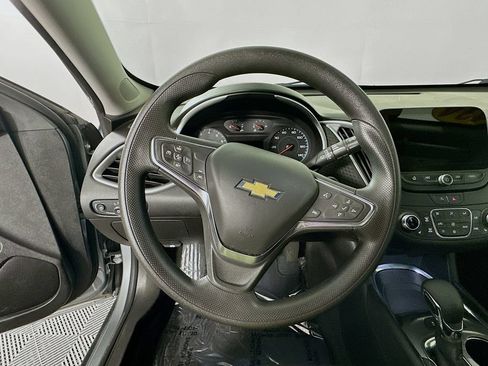 Used 2024 Chevrolet Malibu LT FWD image 17
