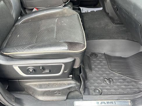 Used 2021 RAM 1500 Laramie AWD/4WD image 19