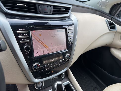 Used 2021 Nissan Murano Platinum w/ Cargo Package image 10