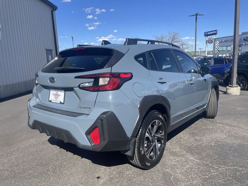 Used 2024 Subaru Crosstrek 2.0i Premium image 7