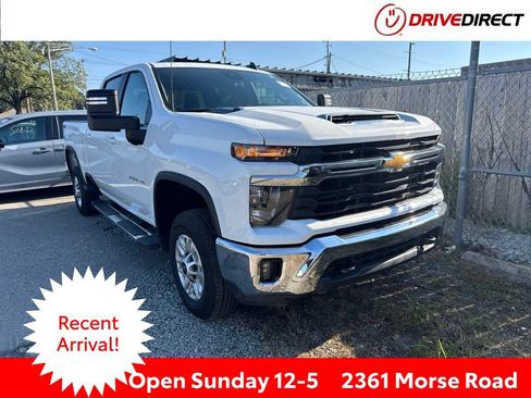 Used 2025 Chevrolet Silverado 2500 LT w/ Convenience Package AWD/4WD image 1