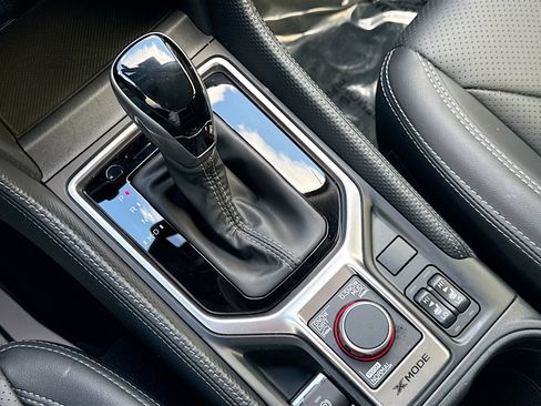 Used 2023 Subaru Forester Limited image 29