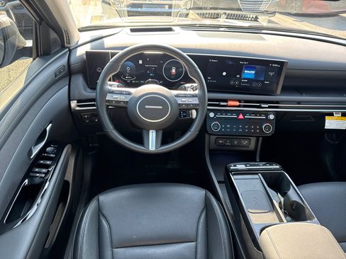 Certified 2025 Hyundai Tucson Limited image 23
