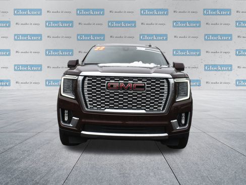 Used 2022 GMC Yukon XL Denali image 2
