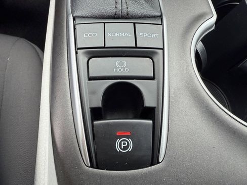Certified 2023 Toyota Camry LE image 24