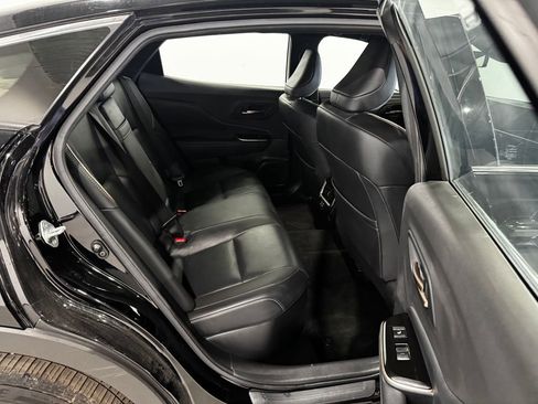 Used 2025 Toyota Crown AWD/4WD image 23