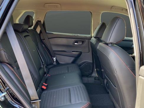 New 2026 Nissan Rogue SV AWD/4WD image 25