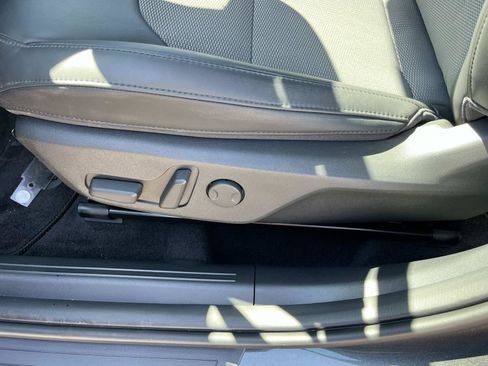 Used 2024 Kia Niro Wind FWD image 29