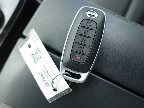 Used 2023 Nissan Rogue SL w/ SL Premium Package AWD/4WD image 37
