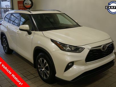 Used 2020 Toyota Highlander XLE
